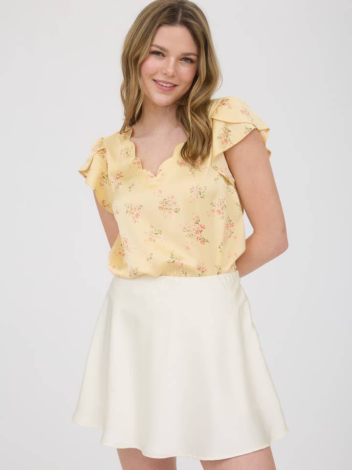 Blu Pepper - Vendita all'ingrosso Camicetta - Donna - Blusa in raso con scollo a V e stampa floreale con bordi smerlati20