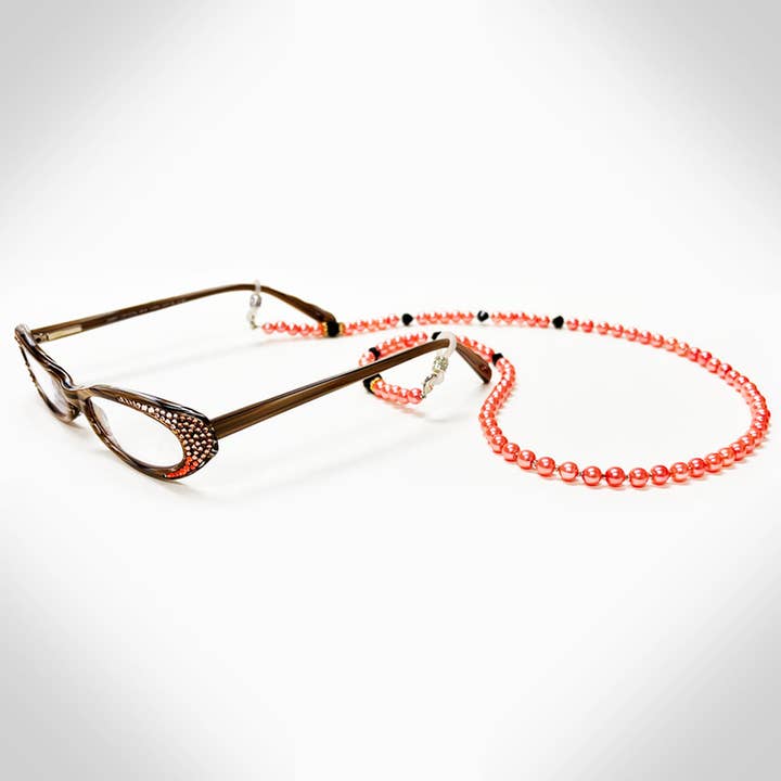 CHAÎNE DE LUNETTES AVEC PERLES pour la vente par Jimmy Crystal New York