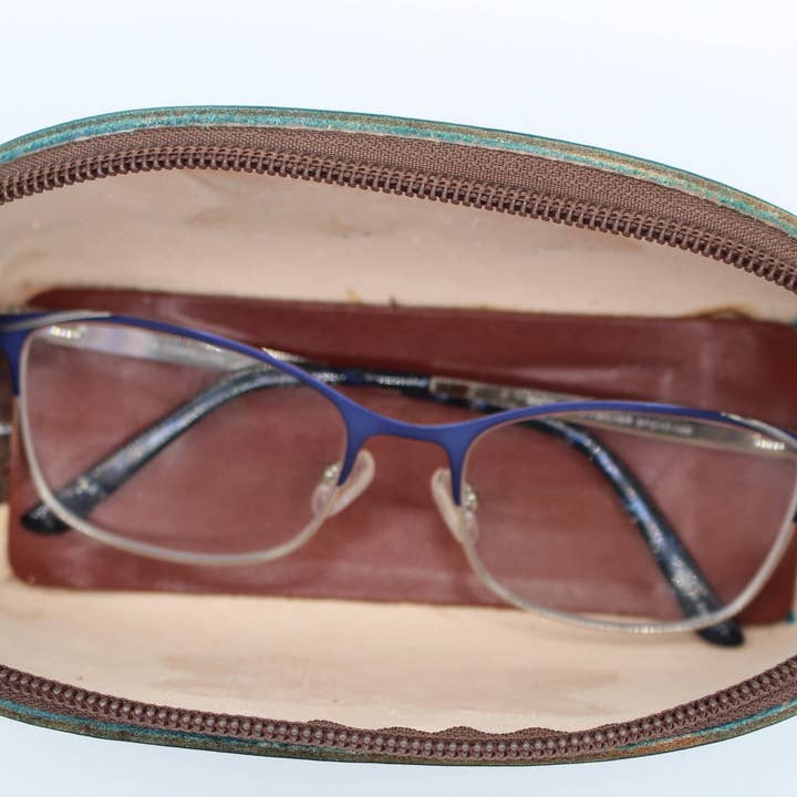 Sunflower Handmade leather inc - Vente Étui et rangement pour lunettes – femme - lunettes de soleil en cuir étui à cosmétiques fleur d'hibiscus8