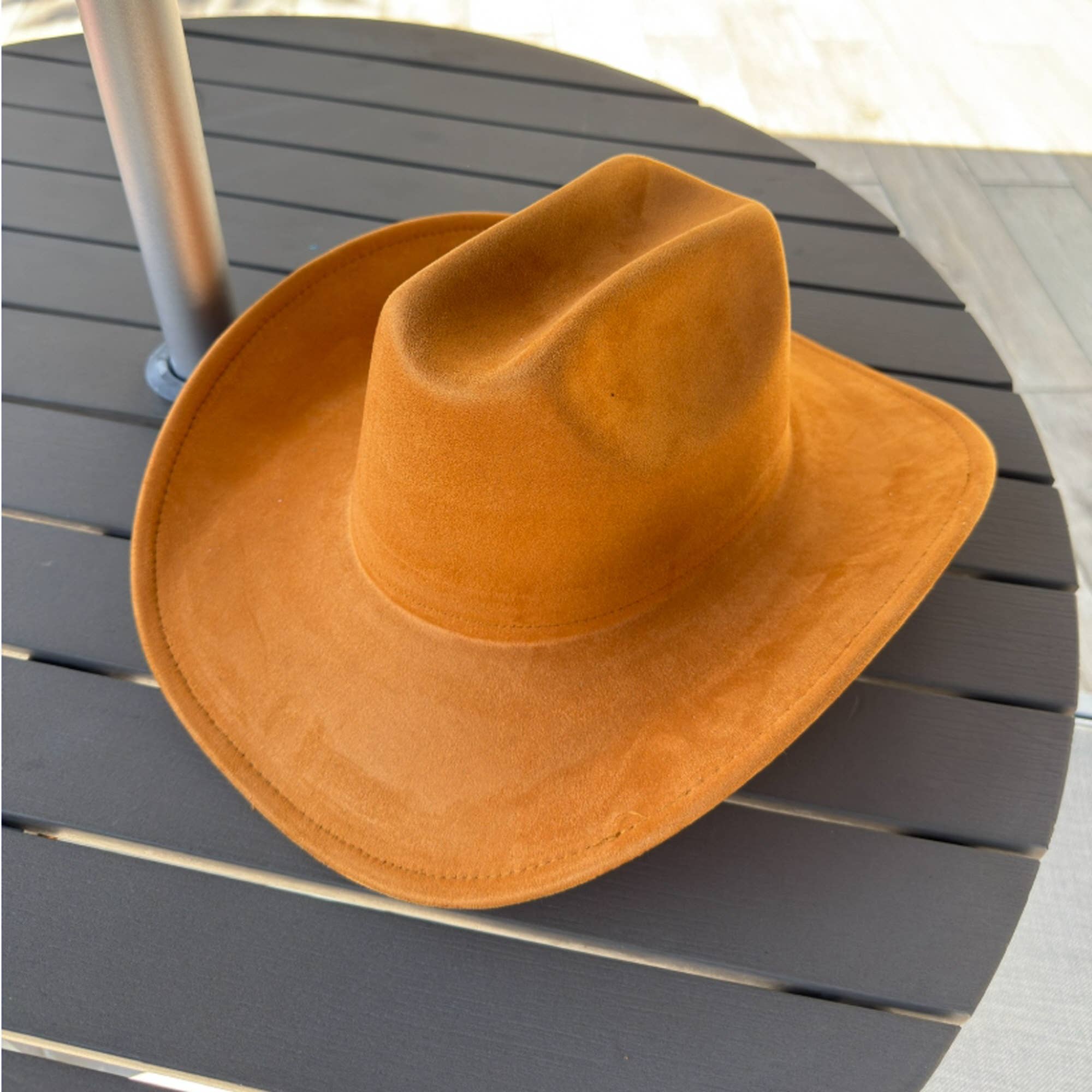 Queens INC - Wholesale Cowboy Hat - Women's - 🤠 Vegan Suede Cattleman Cowboy Hat26