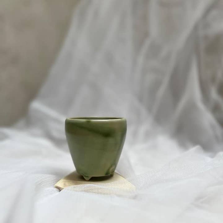 Thelma Paris - Wholesale Incense Holder - The green and white incense burner0