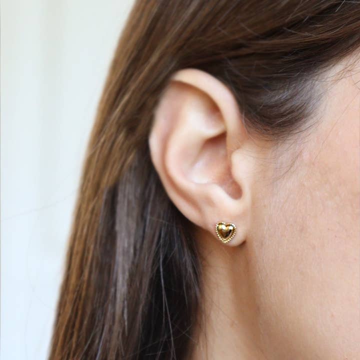 Waekura - Wholesale Stud/Post Earrings - Vanessa earrings1