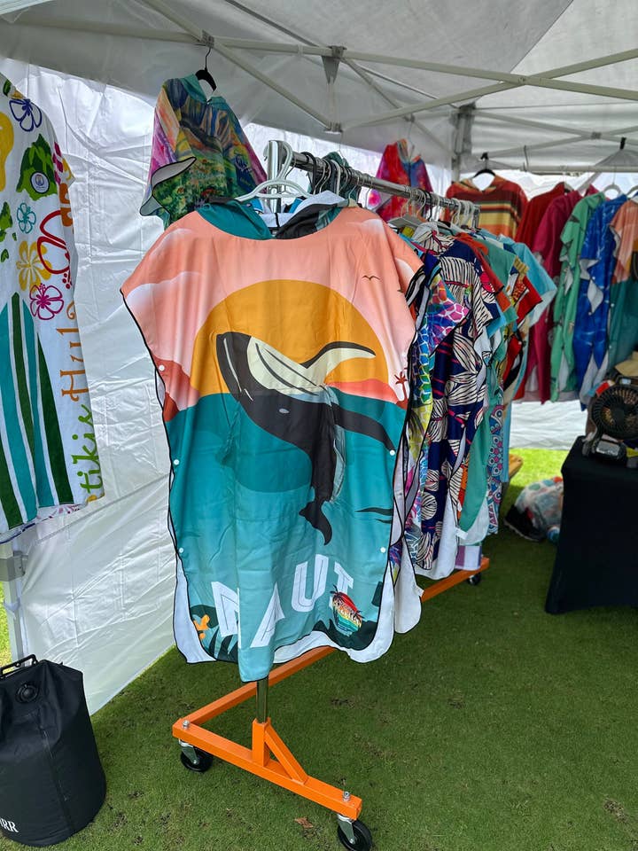 Maui Whale Microfiber Poncho for wholesale by Upcountry Aloha