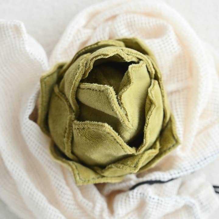 Lambwolf EU - Wholesale Pet Plush Toy - Dog - ARTICHOKE//Enrichment Toy 2