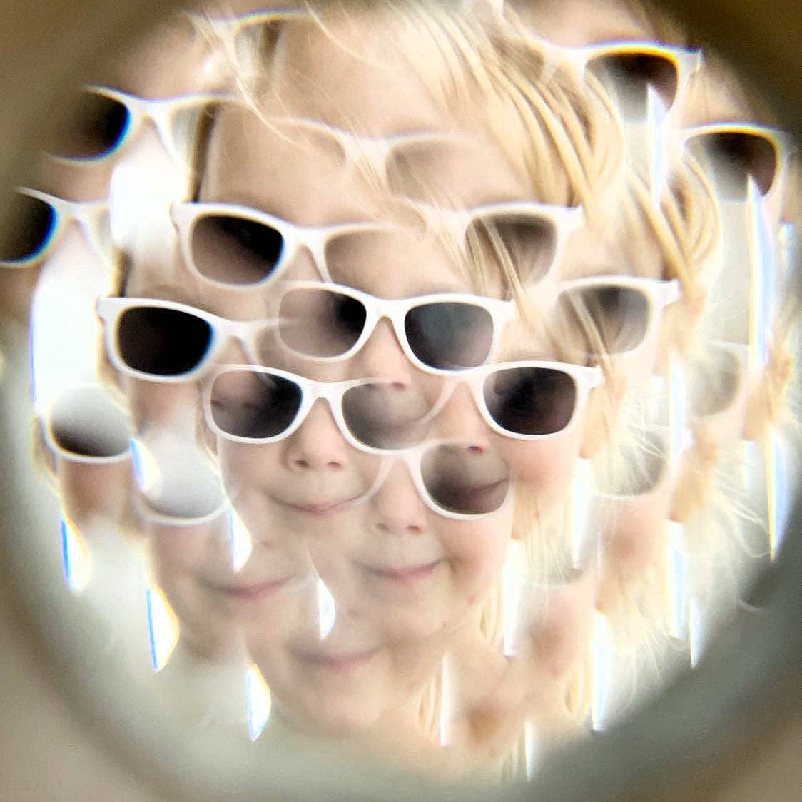 Make Me Iconic - Wholesale Wood toy – Child - WOODEN TOY - LOOSE CHANGE KALEIDOSCOPE7