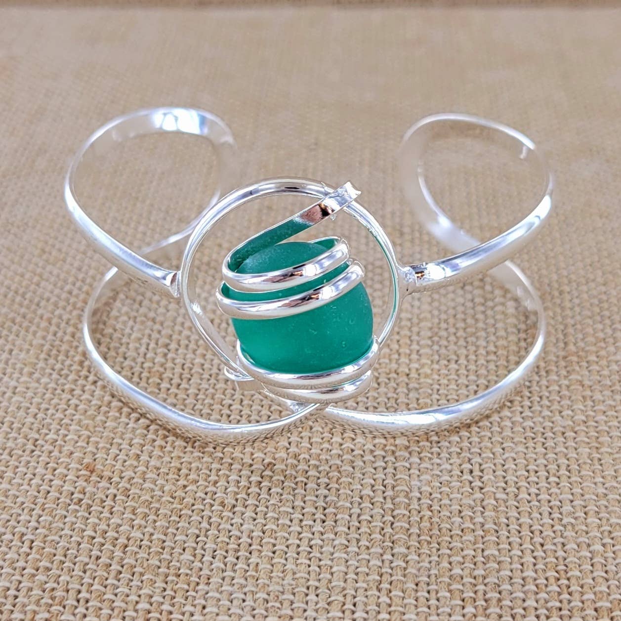 Sadie Green's Jewelry - Vendita all'ingrosso Bracciale a polsino - Bracciale a polsino in vetro marino coltivato XCDR-CB20-SG7