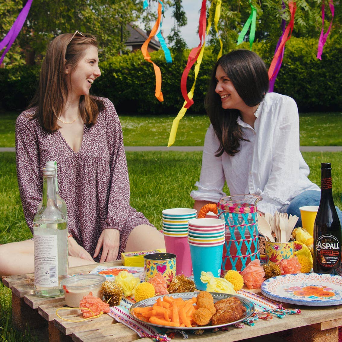 Talking Tables UK – wholesale Disposable plate – Boho Blue and Orange Floral Plates | 12 Pack |3