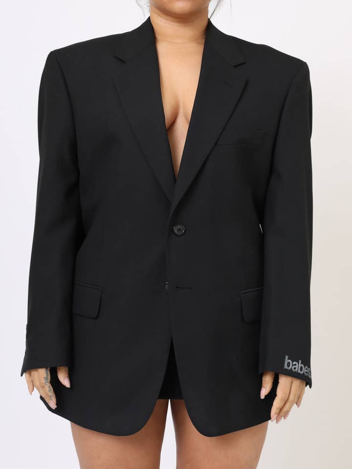 Blazer oversize ♻️ per la vendita all'ingrosso da parte di Babes