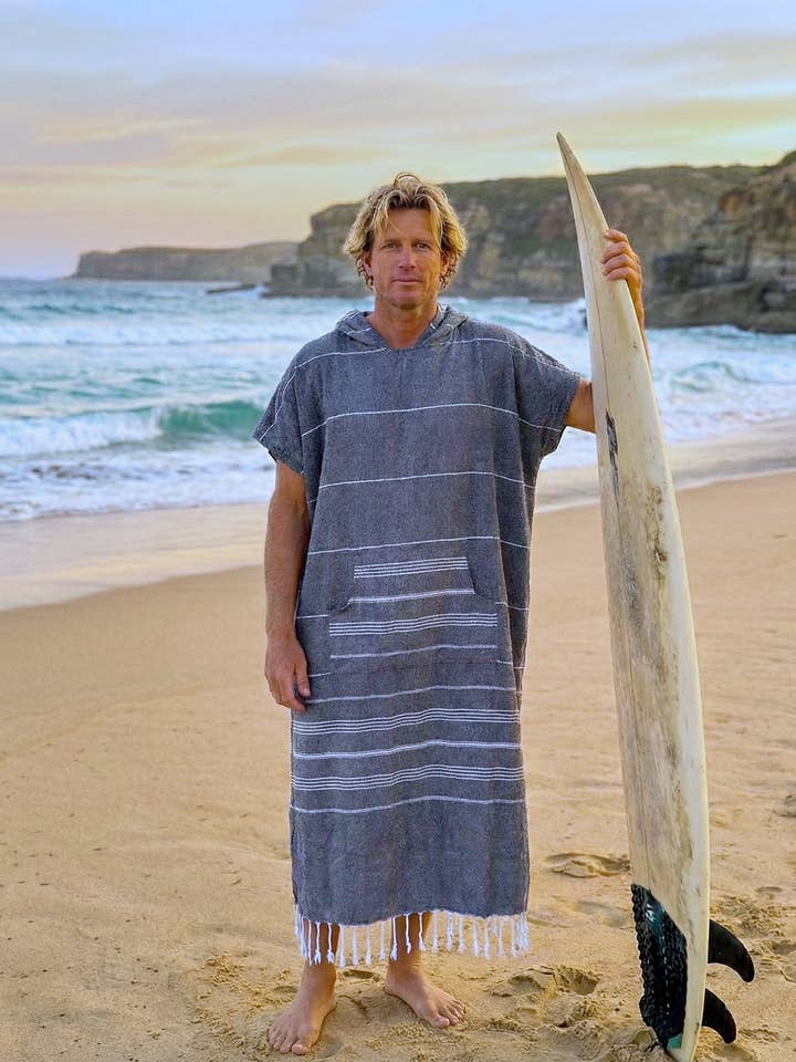 Buld&Co. - Wholesale Poncho - Unisex - Bondi Poncho, Beach Wear, Surf Beach Changing Robe3