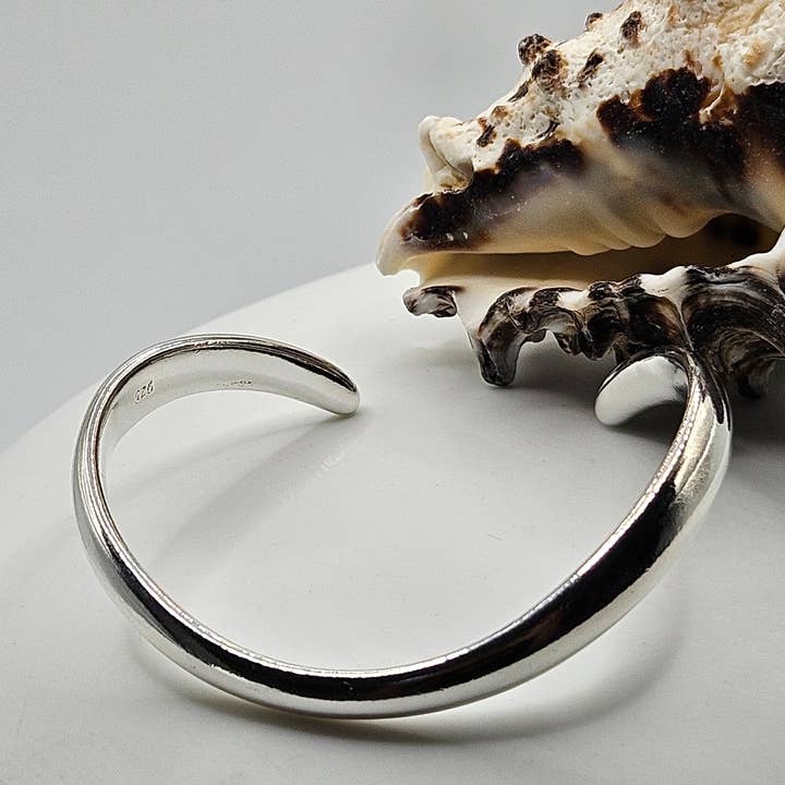 Orton Bangle for wholesale by Vie Jewelry