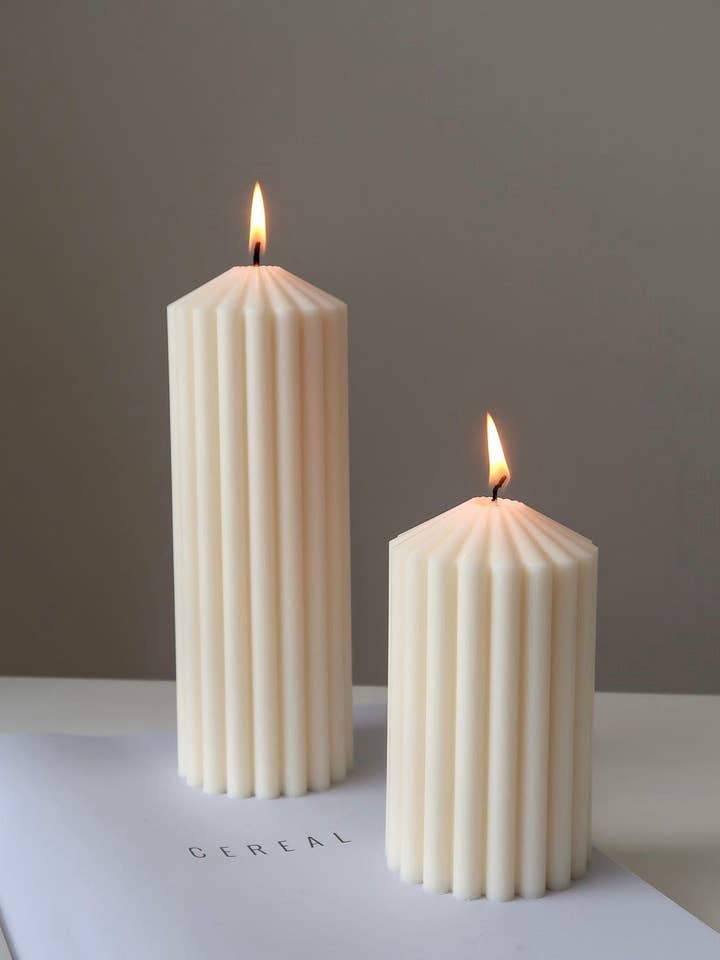 Versaille large model cylinder candle for wholesale by My Milky Candle