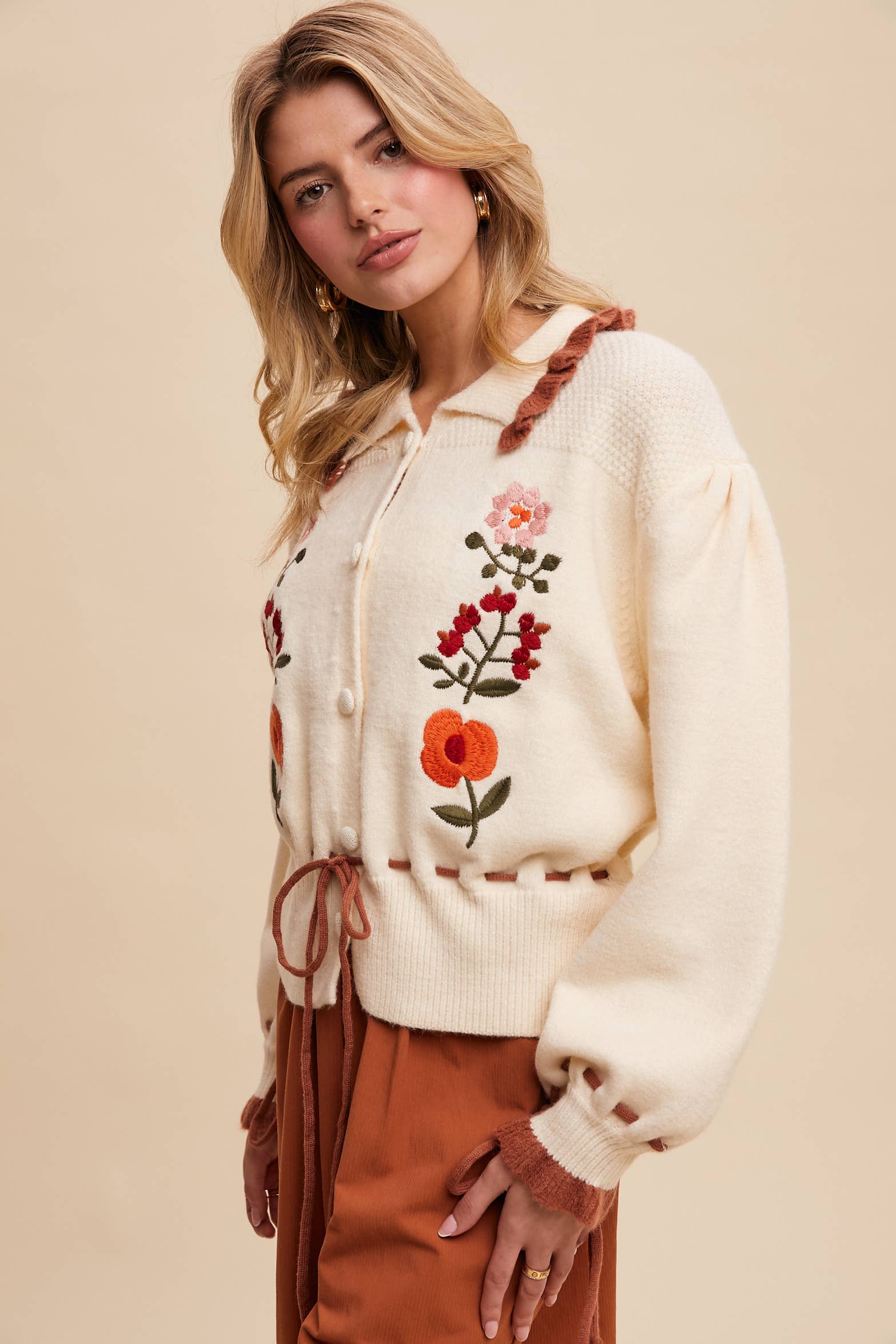 Listicle - Wholesale Cardigan - Women's - Floral Embroidered Knit Cardigan Sweater17