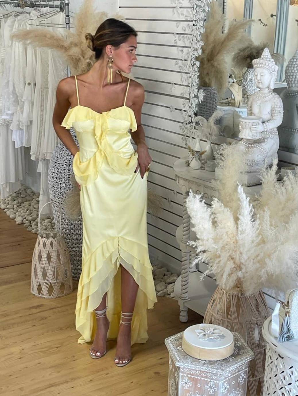 Genavieve The Label – wholesale Klänning - Dam – Klänning i livfullt gult av siden och chiffon2