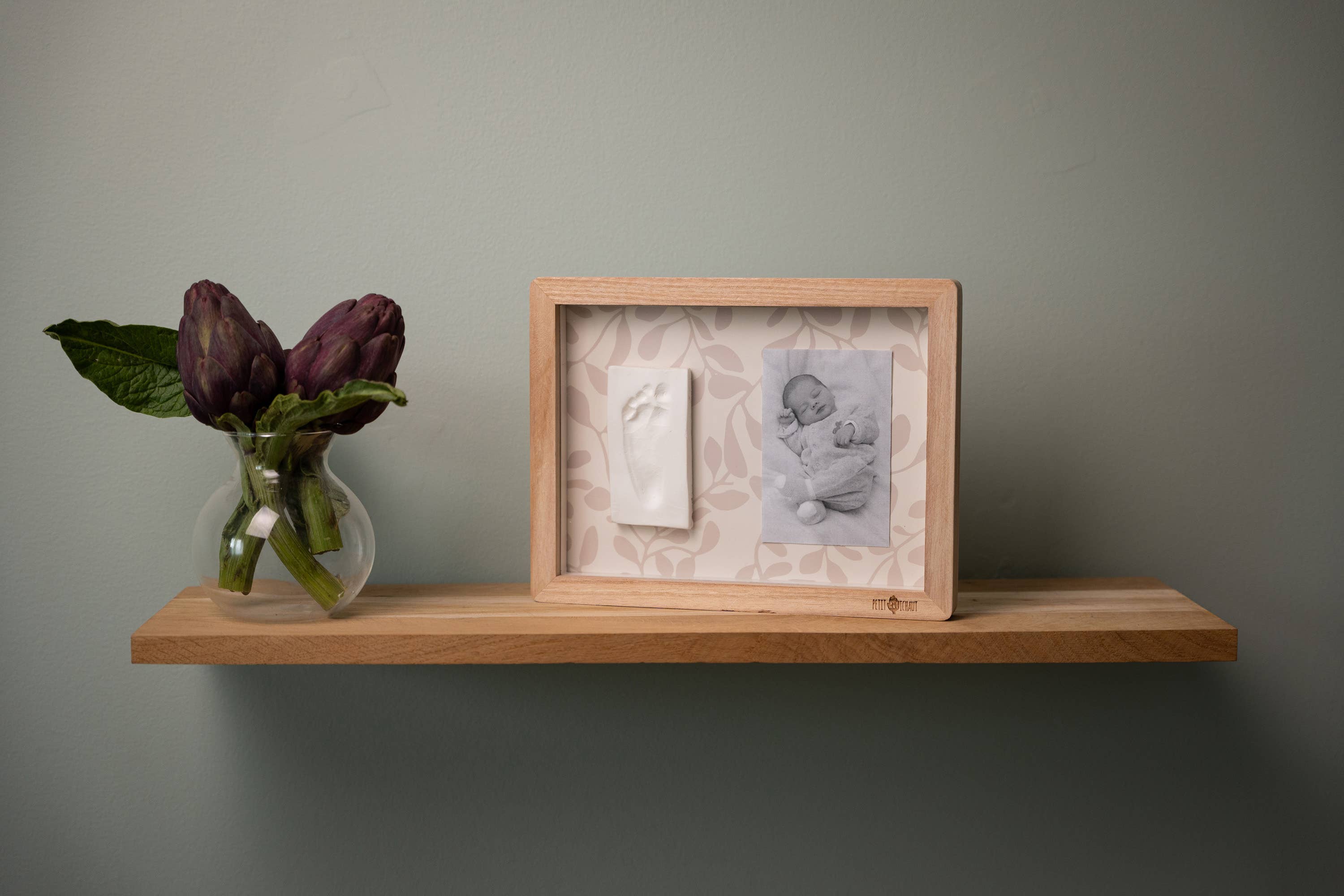 PJM Distributions Inc - Wholesale Picture Frame - Kids & Baby - Petit Artichaut | Classic Frame - Ivy Grey | Imprint Frame3