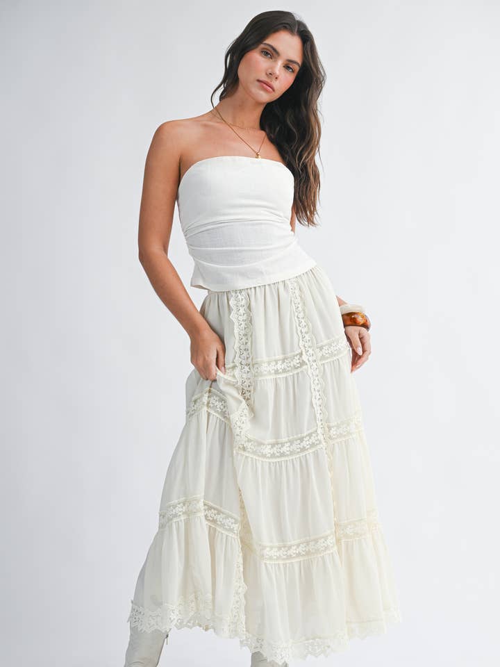 Saia Comprida com Renda 7192HK por atacado de AEMI + CO