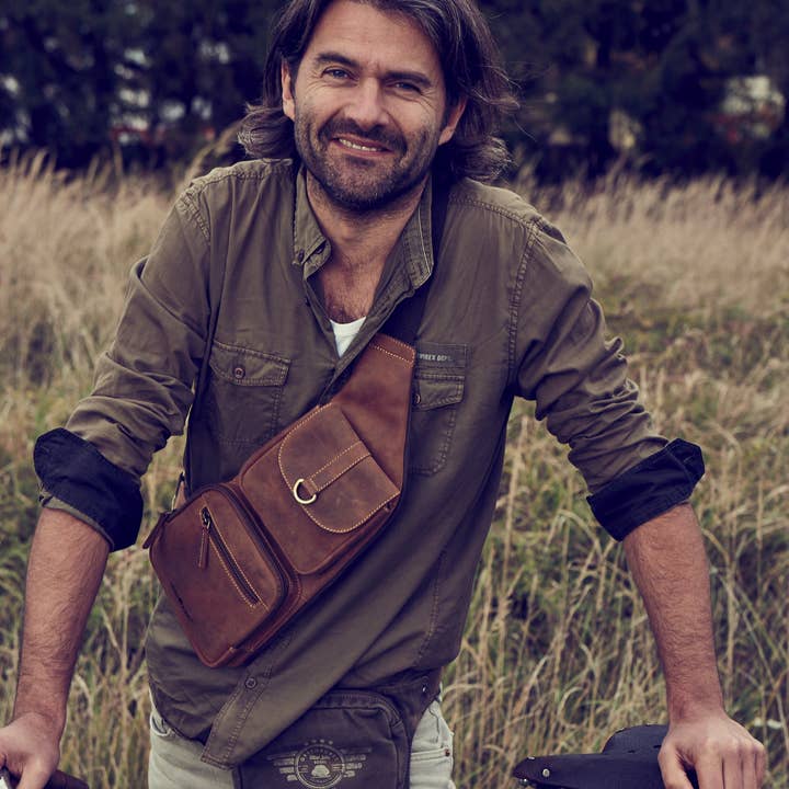 Vintage Body Crossover Bag-2 Leather for wholesale by Globe Trott-Air