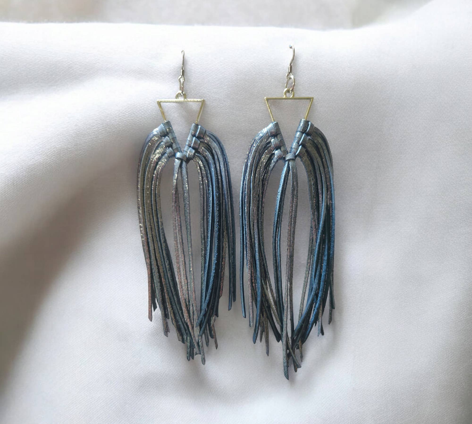 Bushleys Beauties, LLC - Wholesale Dangle Earrings - Blue Larks knot on Triangle Bezel