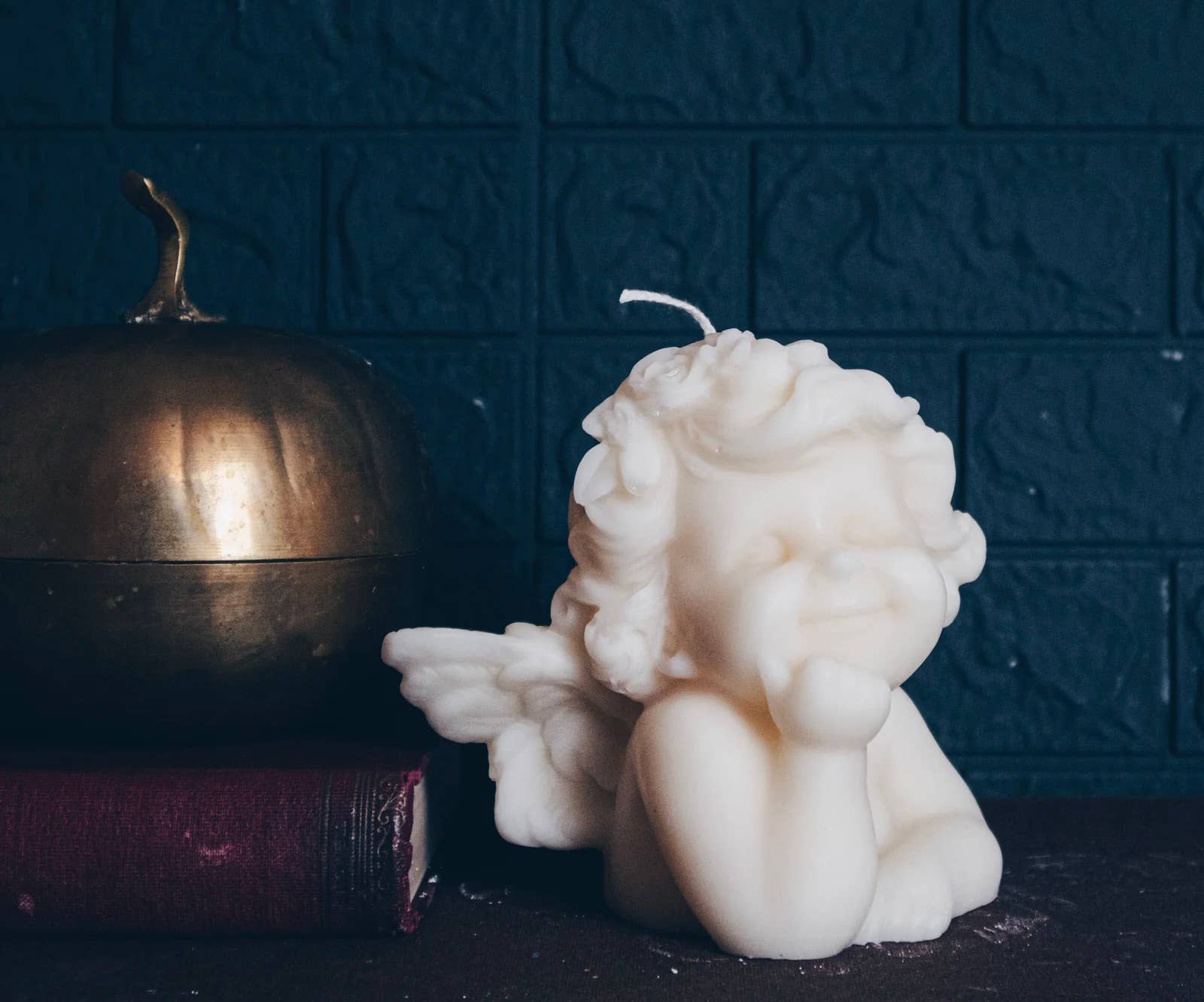 A Pleasant Thought - Wholesale Novelty Candle - CHERUB CANDLE | PILLAR