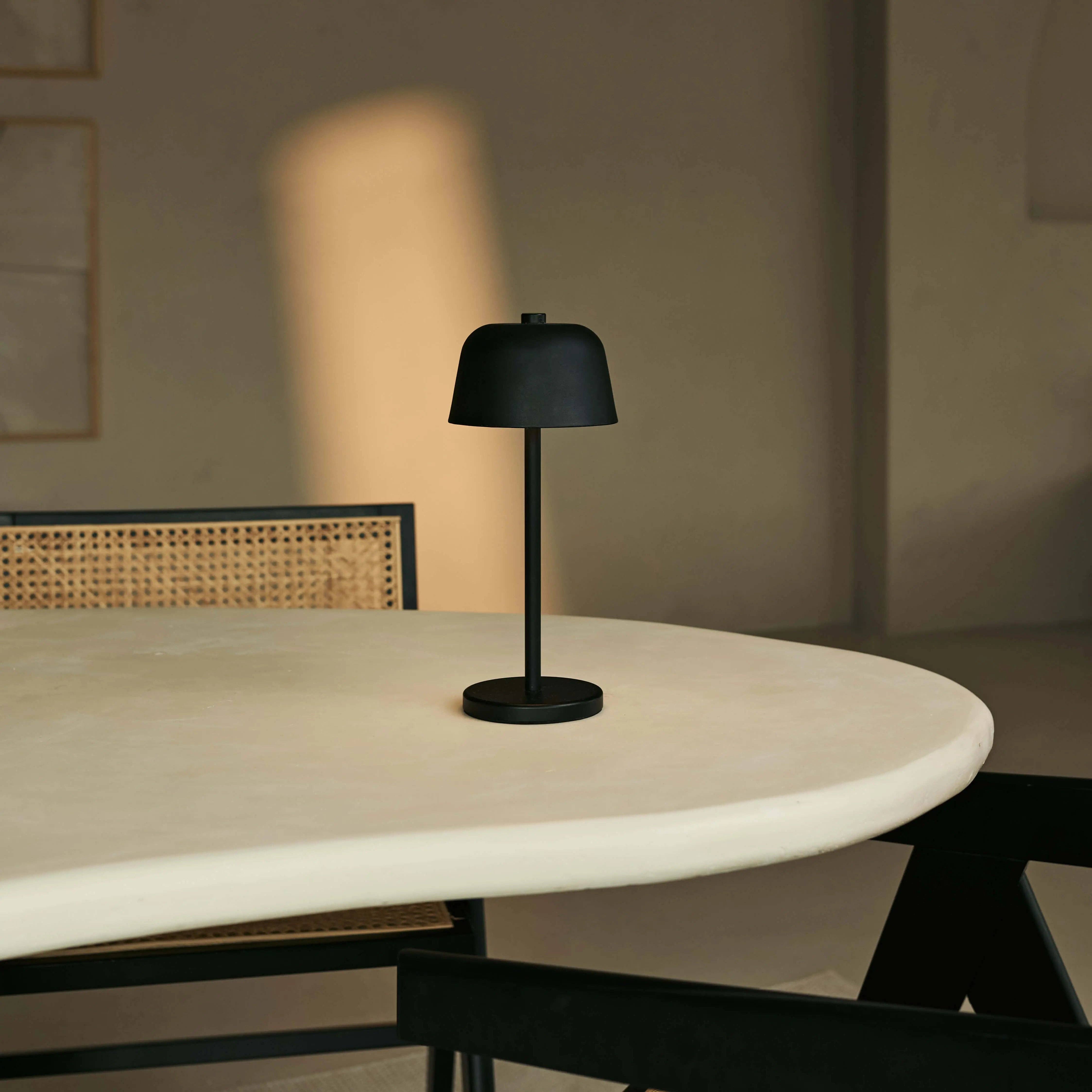 Tavellio - Wholesale Accent/Desk Lamp - Anton Black Rechargeable Table Lamp | Stylish & Cordless Lighting10