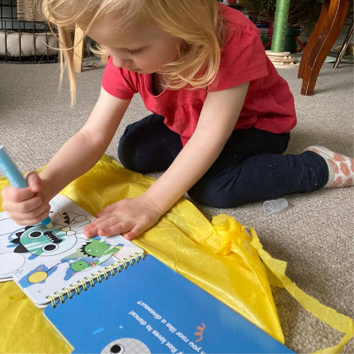 Pango Productions - Vendita all'ingrosso Libro da colorare - Bambini e neonati - Dinosaur Magic Water Book | Libri per bambini | Libro da colorare