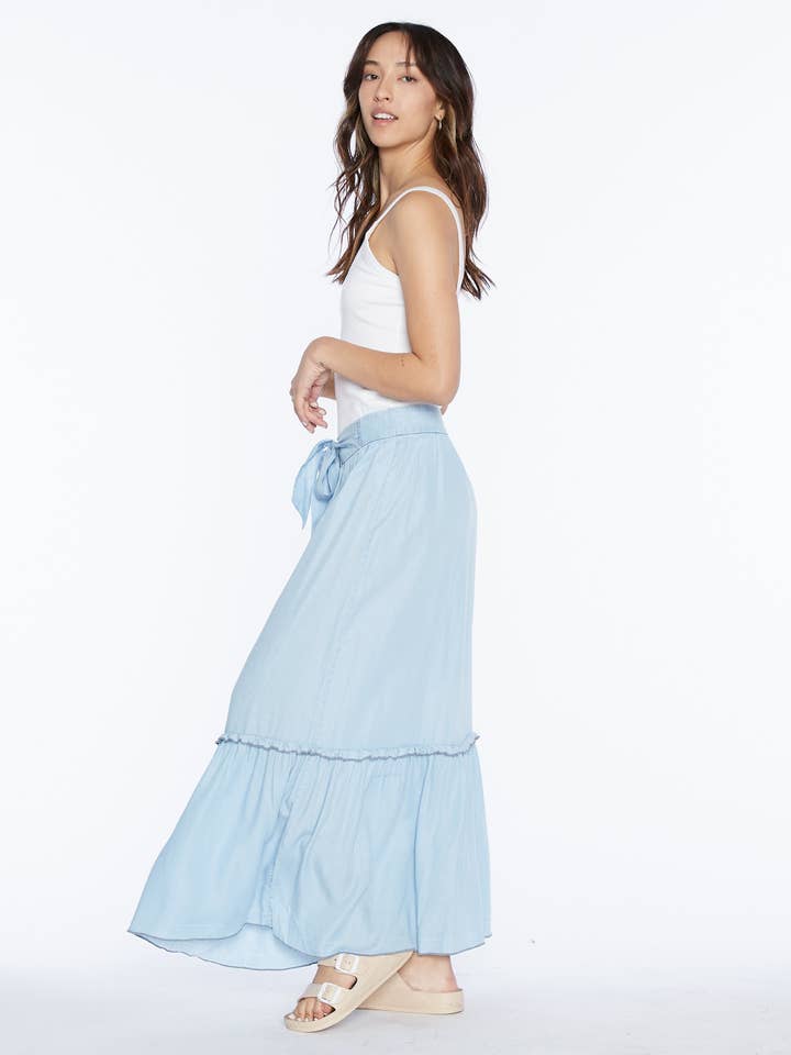 Blød denim maxi nederdel for engroshandel hos WASH LAB