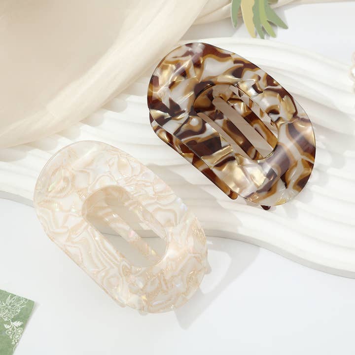 Elegant Tortoiseshell & Marble Textured Oval Hair Claw for wholesale by SoapElenGlen