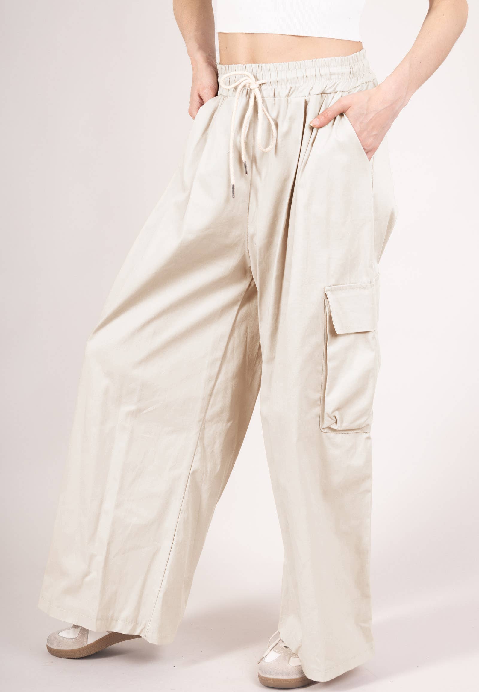 L'Emotion - Wholesale Pants - Women's - Wide Cargo Pants with Elastic Waist Drawstring6