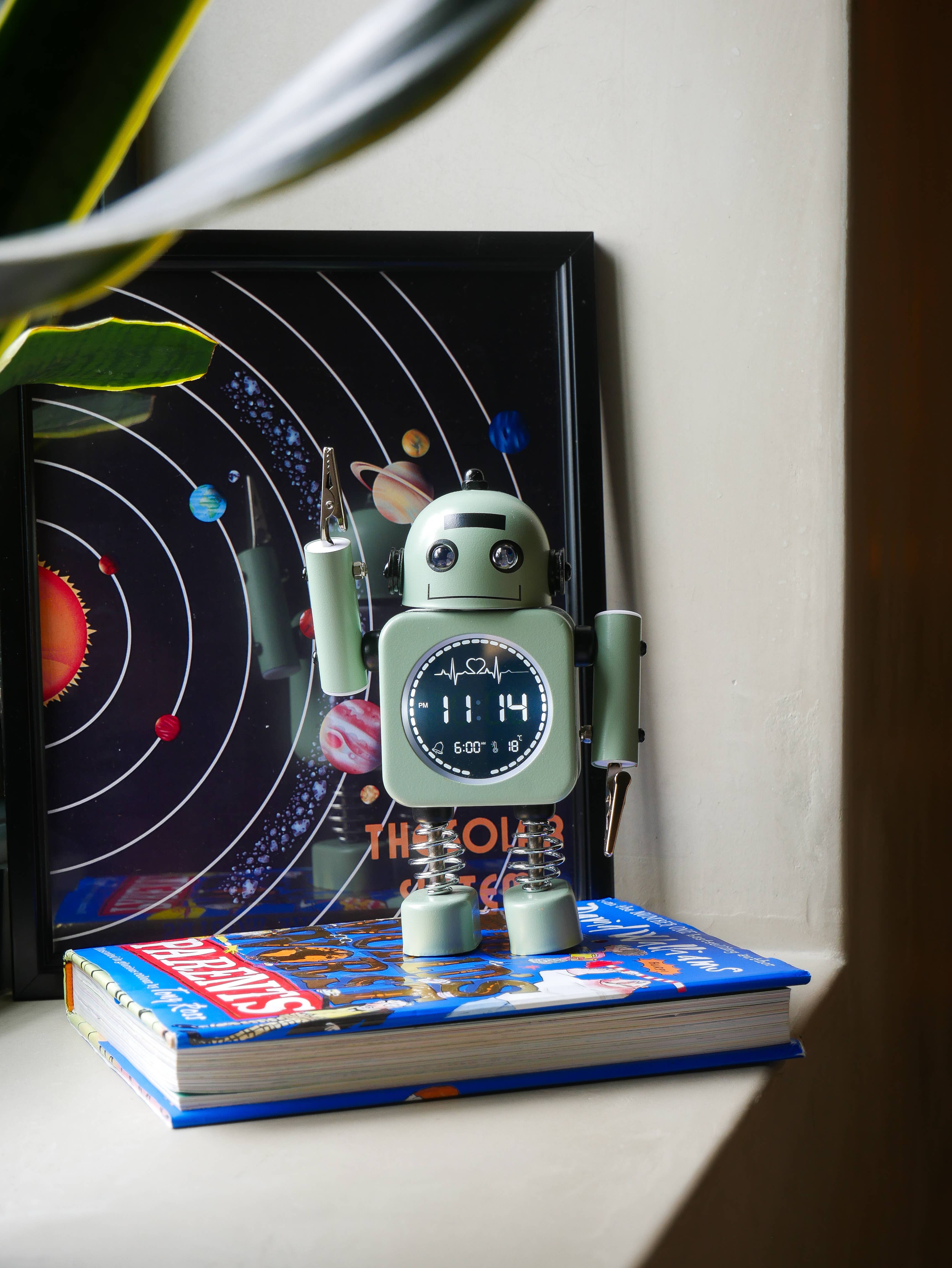 Steepletone UK Ltd - Wholesale Alarm Clock - Robot Time - Bedside Alarm Clock 2