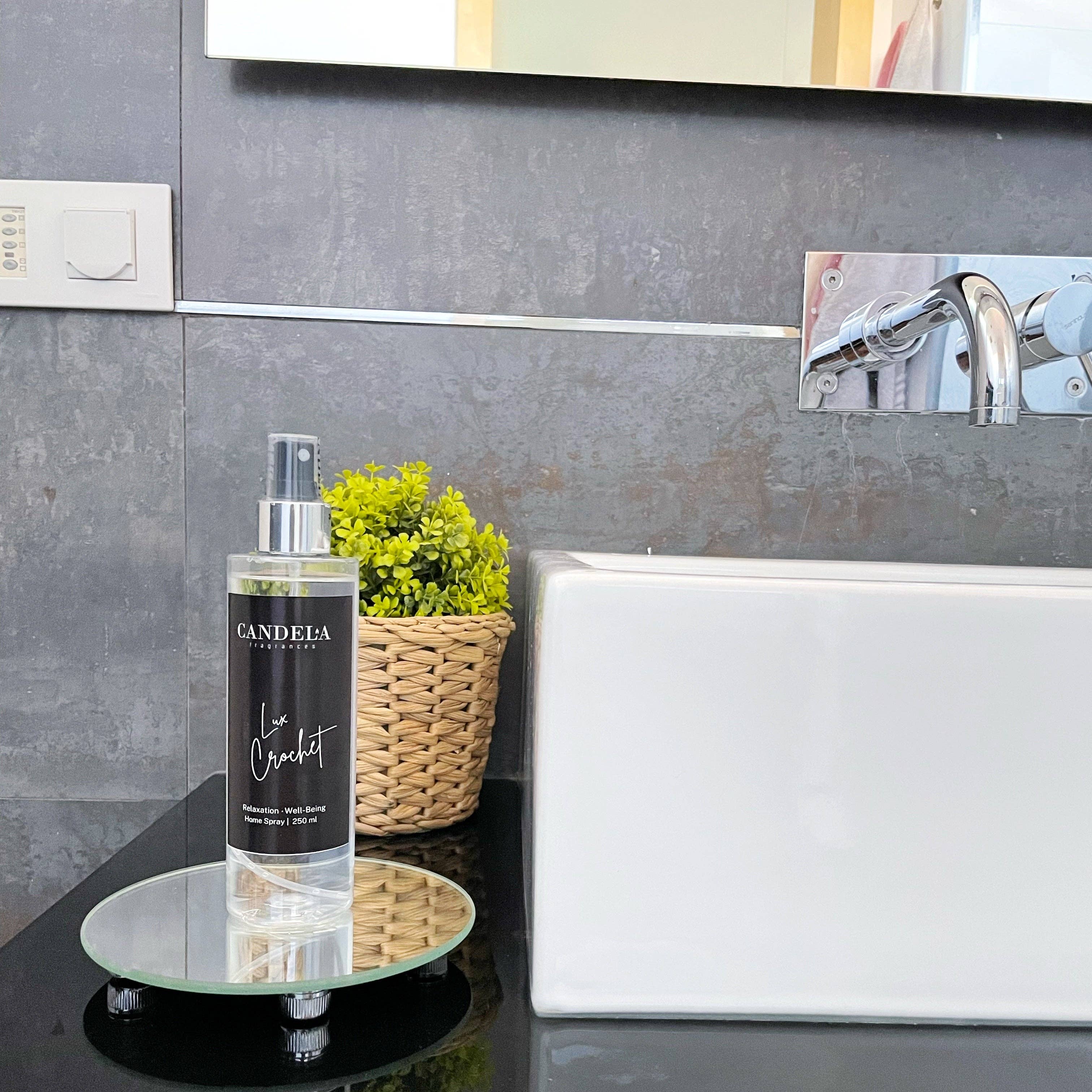 Candela Fragrances – Großhandel Raum- & Wäschespray – Home Spray Lux Crochet – 250 ml1