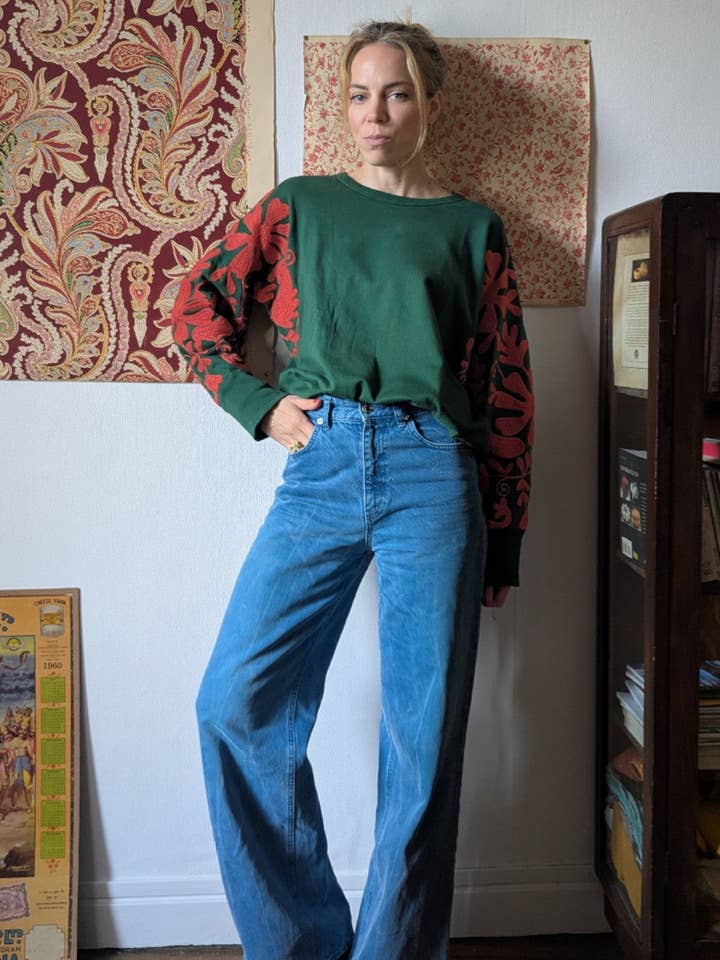 SWEAT PHOOL pour la vente par Curiosity Lab