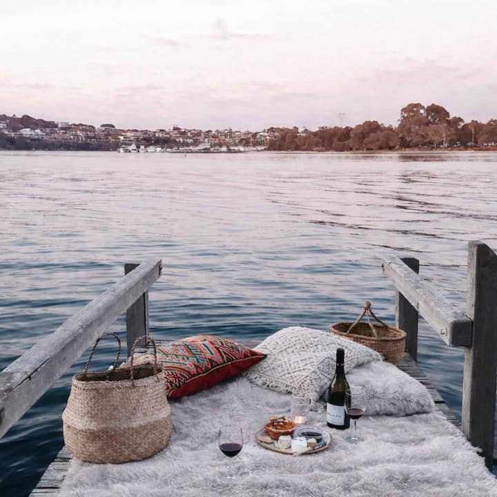 Pretty Rugged - Wholesale Throw Blanket - Waterproof Windproof Outdoor Blanket | Pretty Rugged17