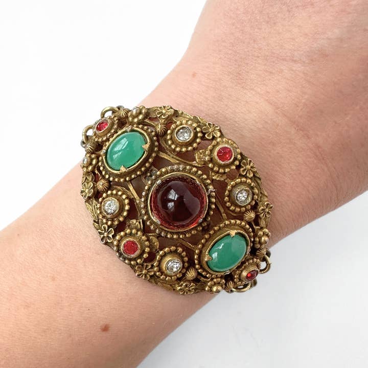 Lulu’s Petals - Wholesale Charm/Dangle Bracelet - Antique ornate bracelet with red and jade green stones1