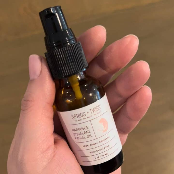 Radiance Squalane Ansiktsolja för wholesale av Sprigs + Twigs