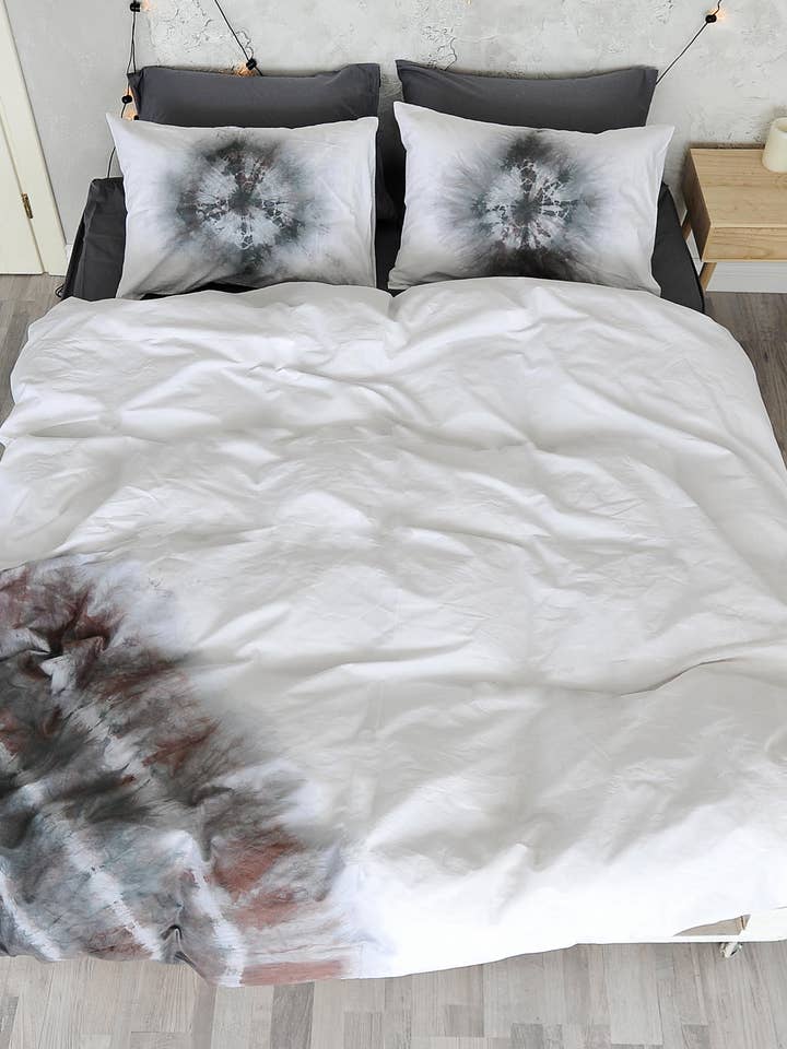 Parure de lit faite main Yin Yang, coton pour la vente par Soundsleep