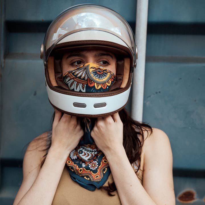 WILDUST - Venta al por mayor Bufanda - Mujer - PAÑUELO MOTO - NÓMADA