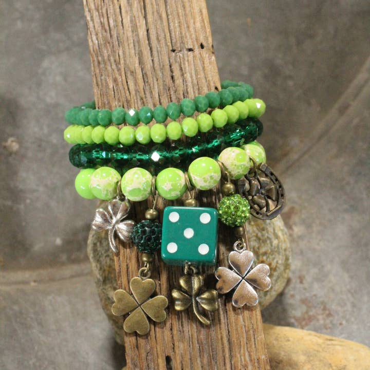 Ensemble de Bracelets Trèfle Chanceux 7 pour la vente par The Primitive Peddler, Inc.