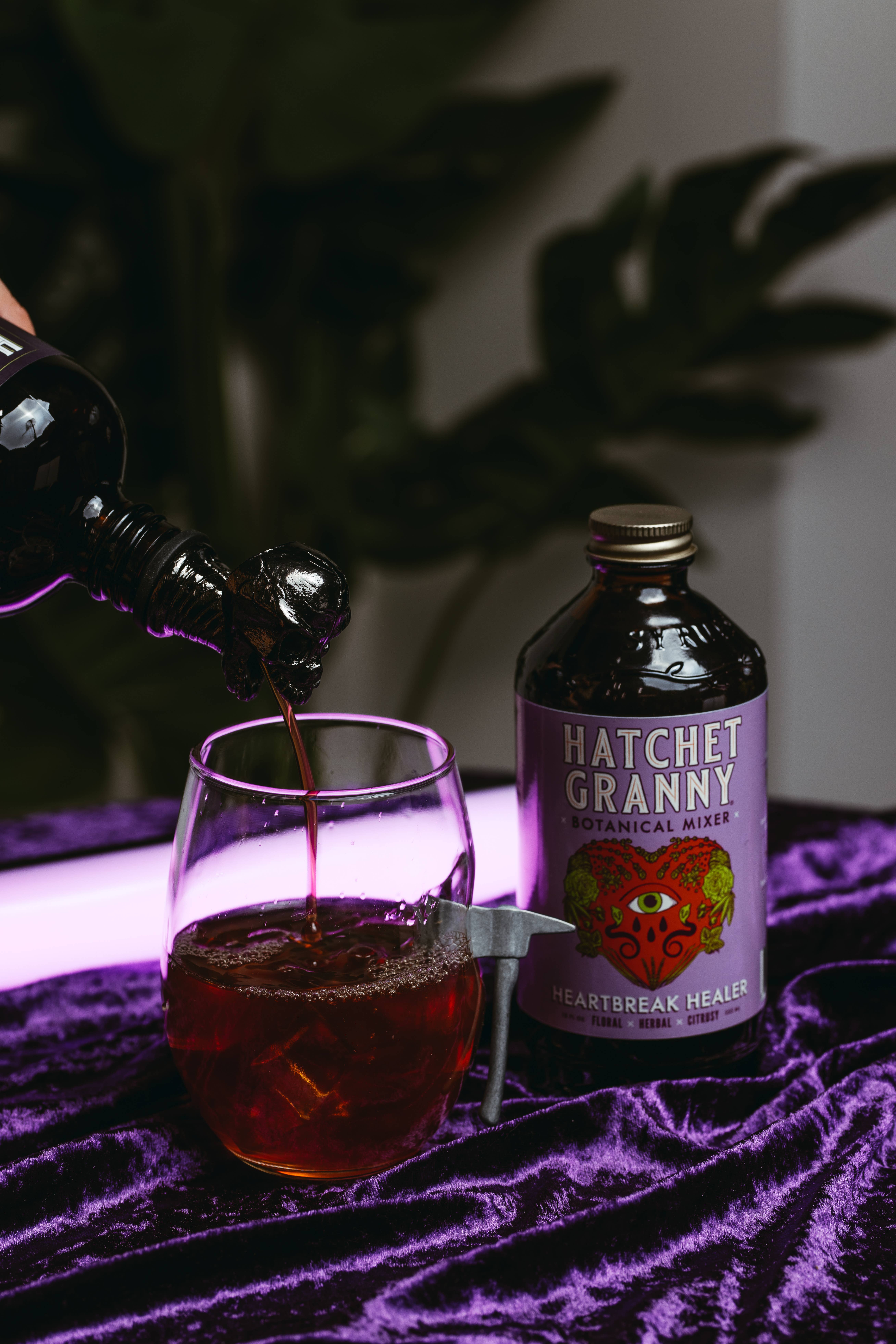 Hatchet Granny - Wholesale Non-Alcoholic Spirits/Wine/Beer - Heartbreak Healer Botanical Mixer 12oz. Bottle 1