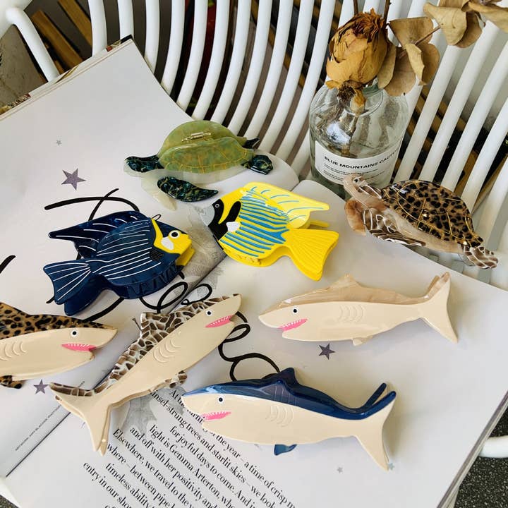 NINEXIS - Wholesale Hair Clip - Women's - CWAHA4506_NICHE DESIGN ANIMAL PENGUIN HAIR CLIP12