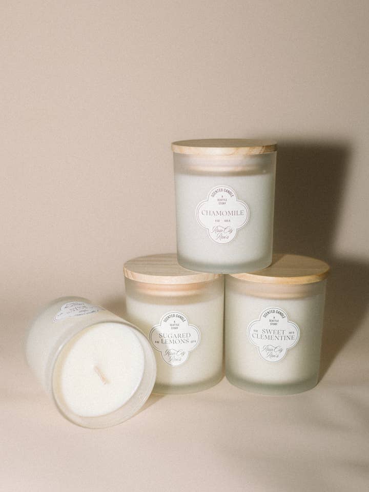 Vela helada de manzanilla de 8 oz | Aroma floral cálido y acogedor para venta al por mayor de Rain City Rae's