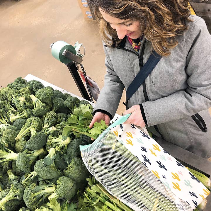 Nina's Flying Needle - Wholesale Grocery/Shopping Bag - Large Produce Bag Veggies Happy3