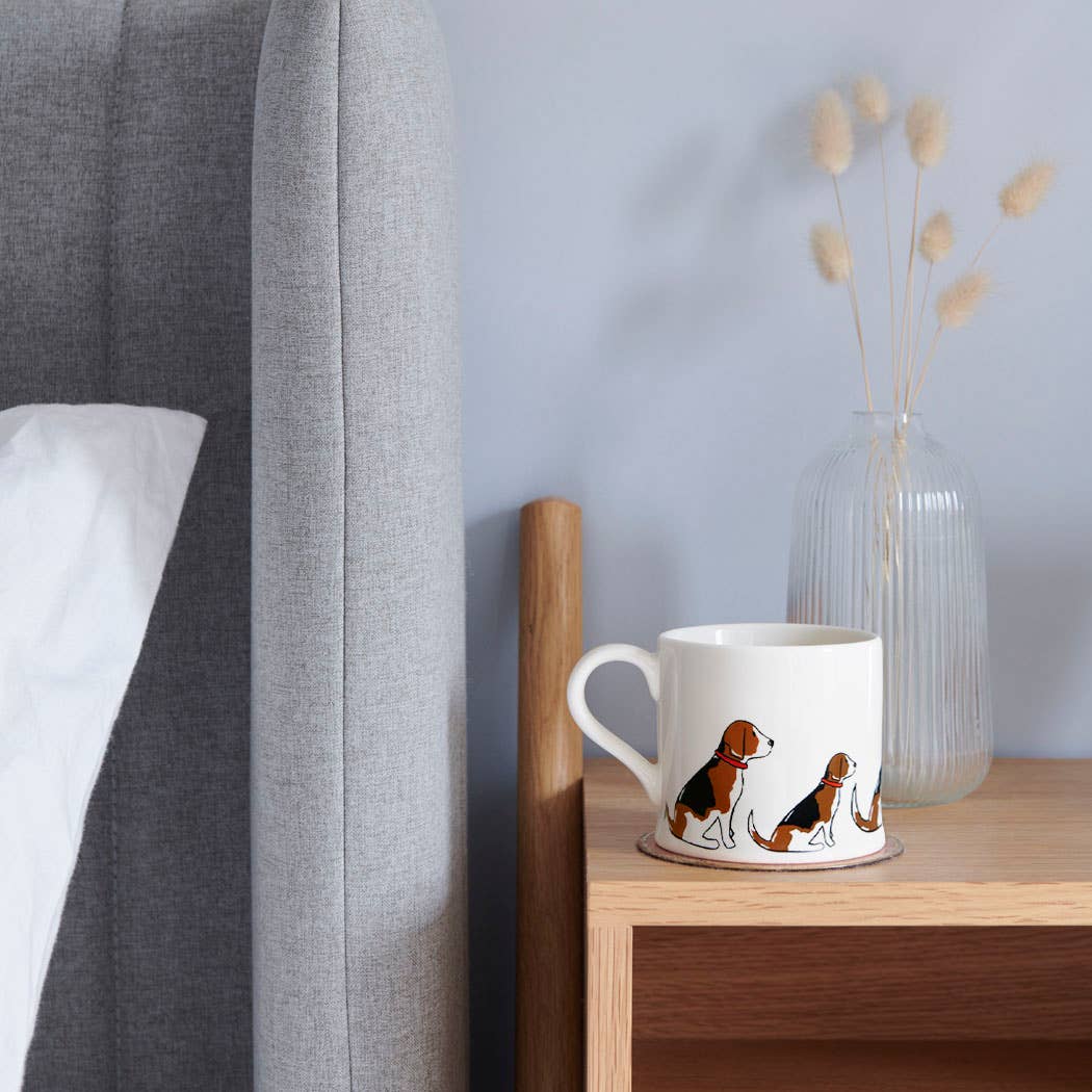 Sweet William Designs – Caneca por atacado – Caneca Cachorros Travessos - Beagle1