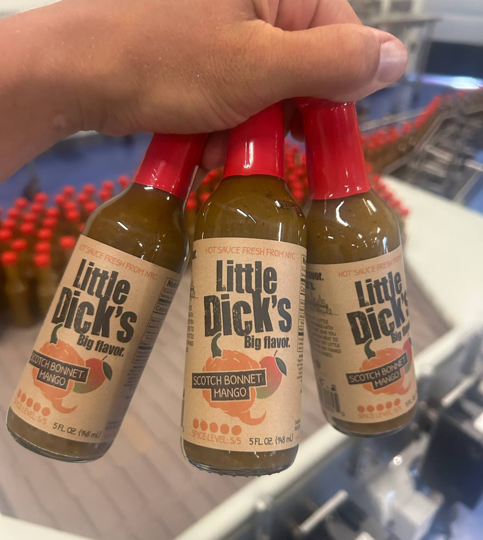 Little Dick's Sauces – wholesale Stark sås – Little Dick's Scotch Bonnet Mango Het Sås - Småskalig Produktion1
