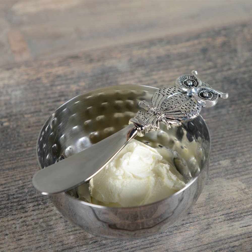 AULICA – Utensílios para servir por atacado – Conjunto com 2 espátulas para manteiga em formato de coruja prateada1