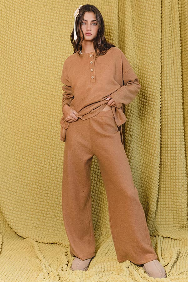 BUCKETLIST INC - Wholesale Pants - Women's - P5324 Solid Blushed Knit Wide Legs Pants1