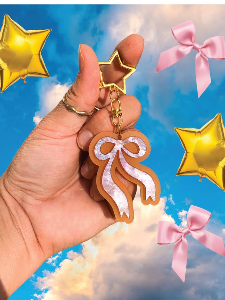 Strik Sleutelhanger/ Tasbedel voor wholesale door No Guts No Glory Jewelry + Co