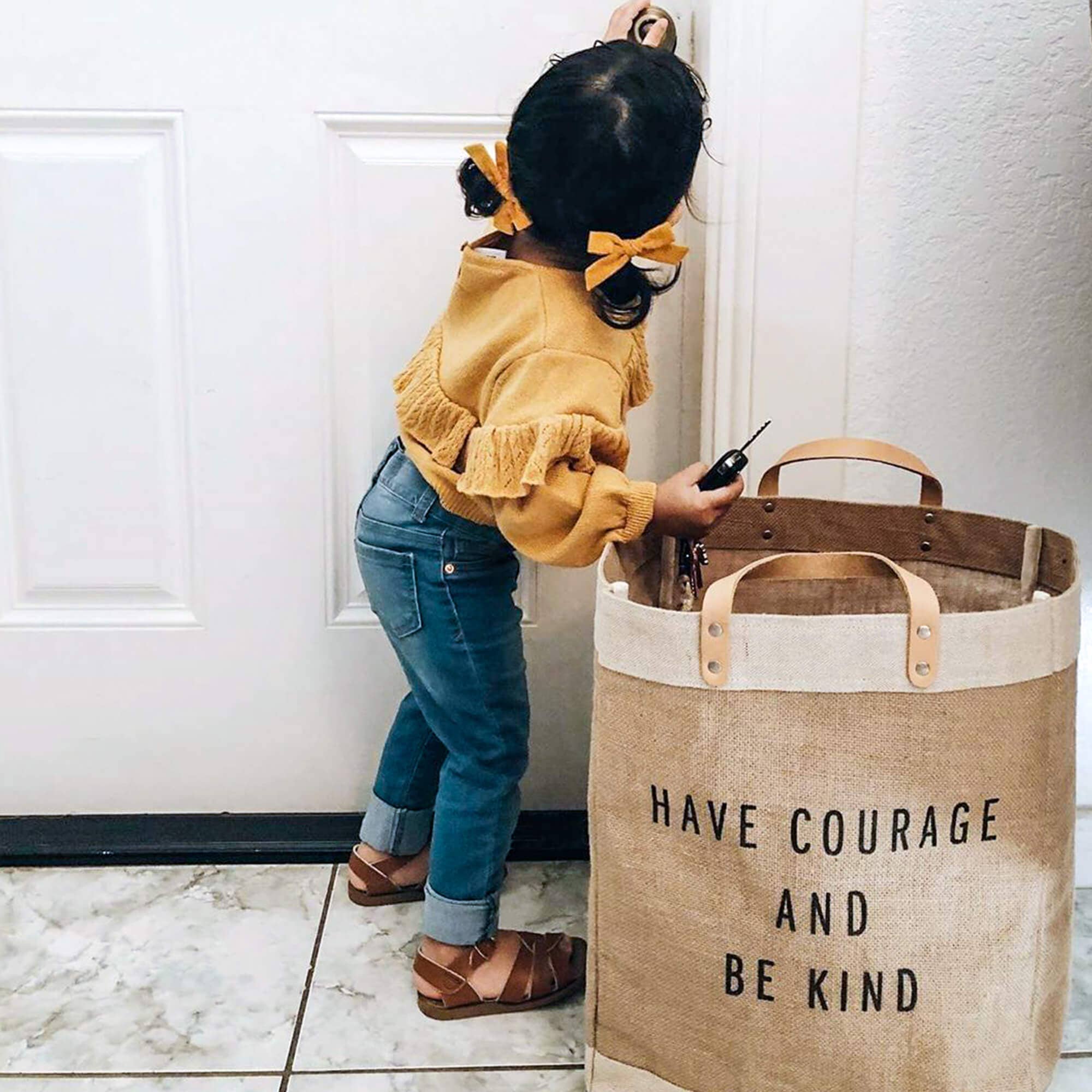 Apolis - Wholesale Tote Bag - Women's - Customize Market Bag in Natural (003NA)18