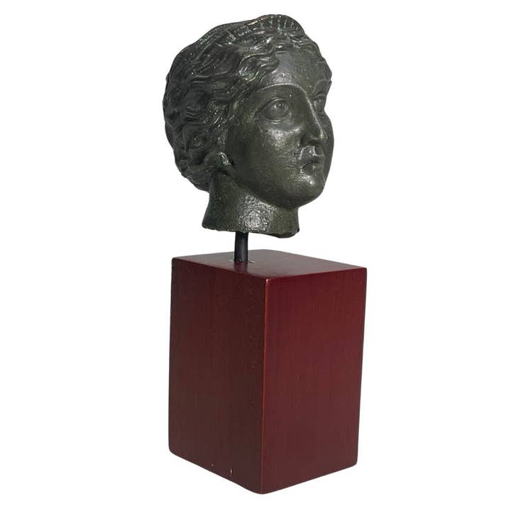 Museum Wholesale Inc - Venta al por mayor Escultura - Estatua de busto en miniatura de diosa romana con cabeza de Venus, Afrodita y pendiente