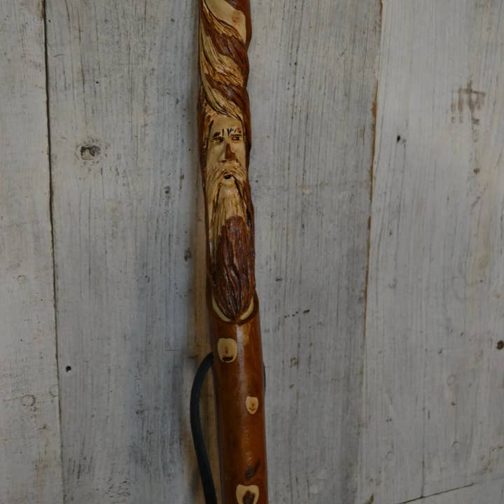 Creation Carvings LLC - Venta al por mayor Accesorios de deporte - Bastón Wood Spirit, bastón de senderismo de madera dura con talla Woodspirit6