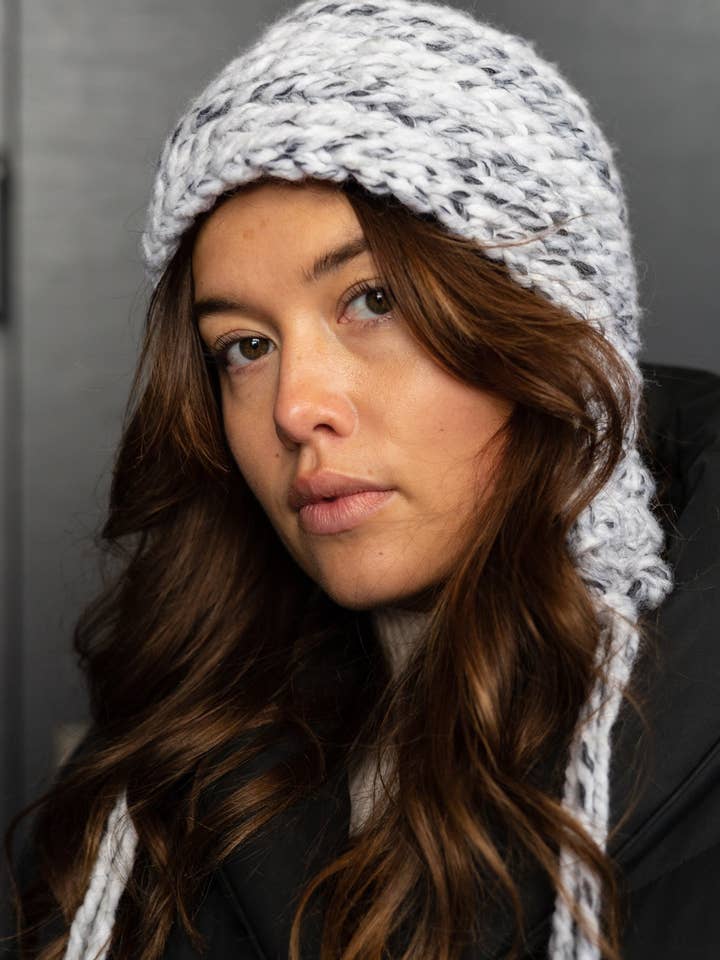 Berretto aviatore lavorato a maglia a mano per la vendita all'ingrosso da parte di Gibou