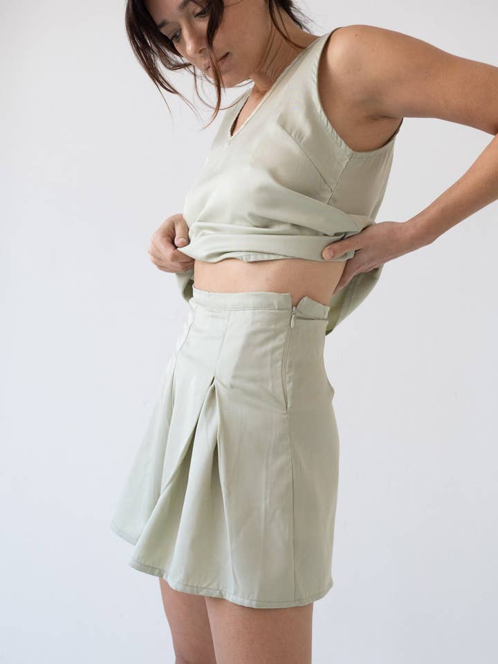 Hannia Tencel-Shorts in Grün für den Großhandel von Tiralahilacha